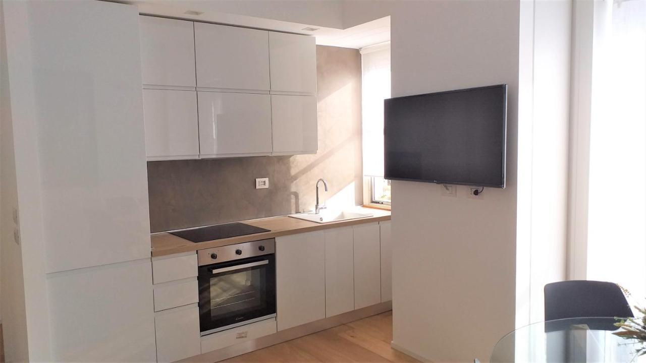 Meta Italy Da Enzo Apartment Milan Bagian luar foto