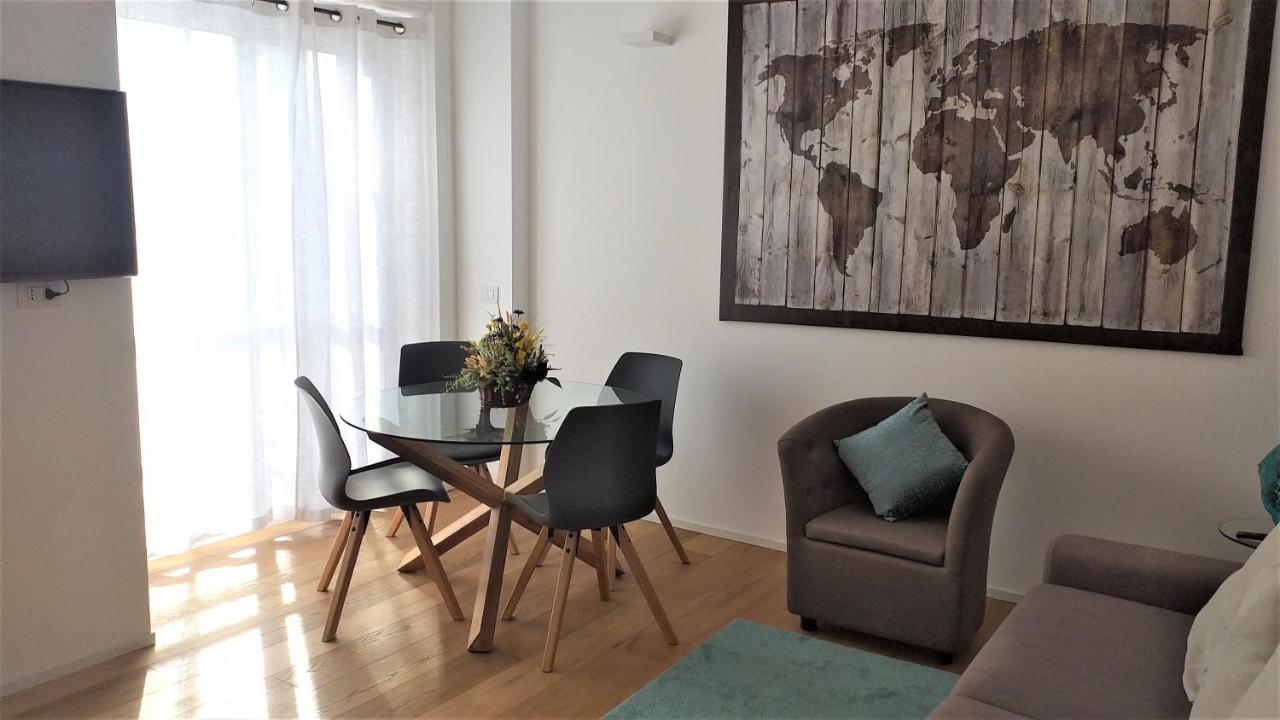 Meta Italy Da Enzo Apartment Milan Bagian luar foto