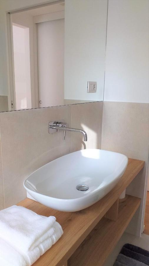 Meta Italy Da Enzo Apartment Milan Bagian luar foto