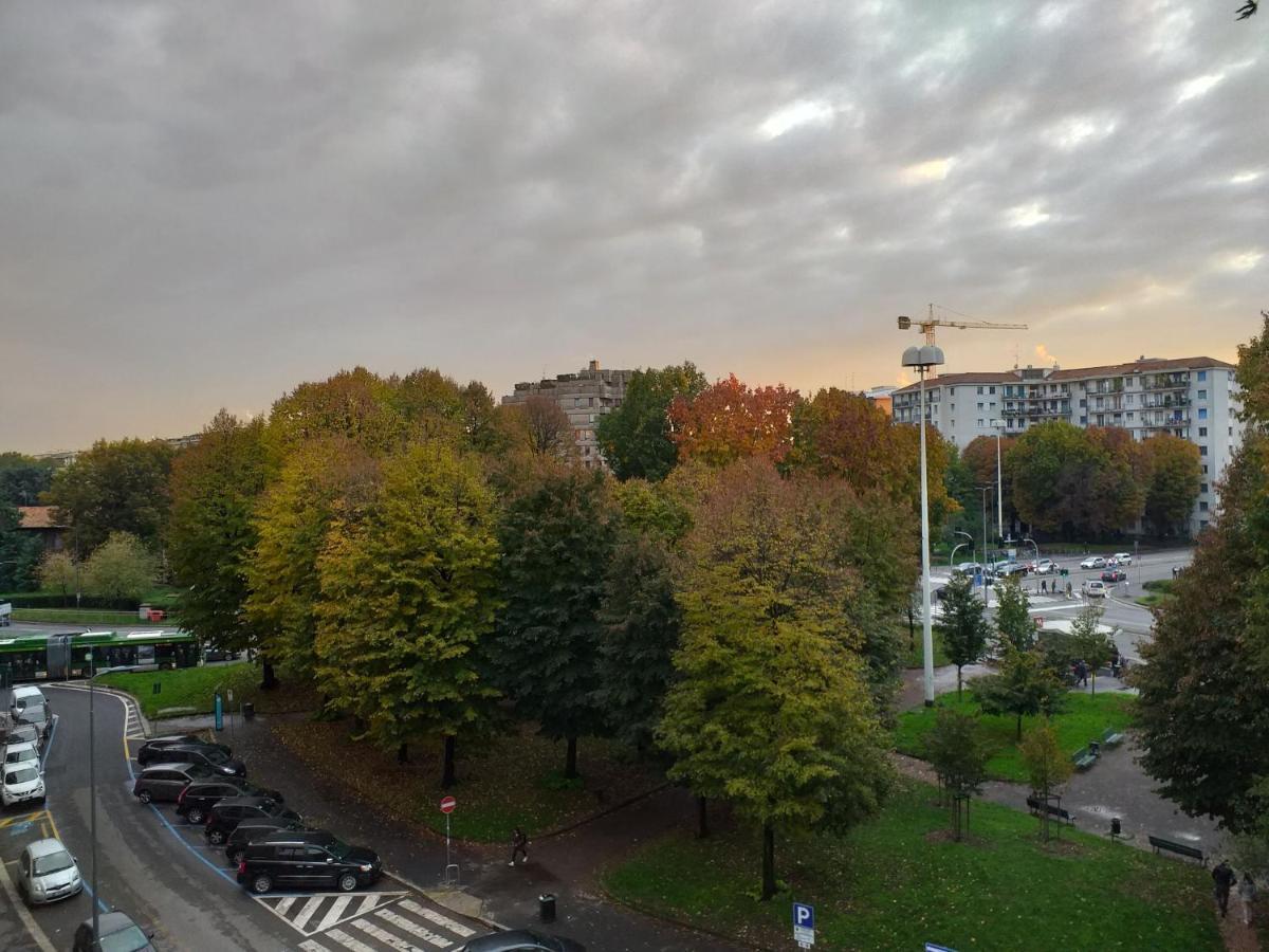 Meta Italy Da Enzo Apartment Milan Bagian luar foto